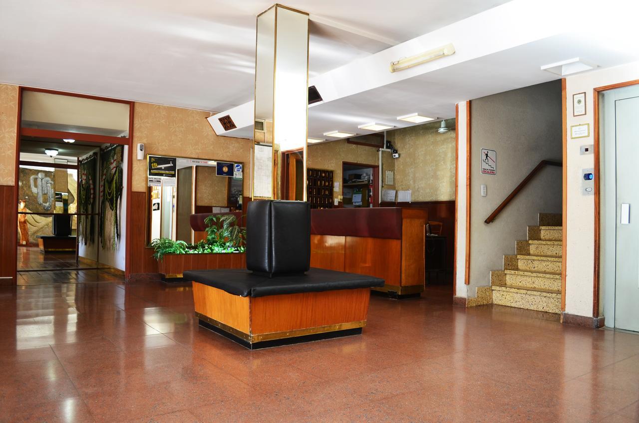 Hotel Huemul Хенераль-Рока Екстер'єр фото